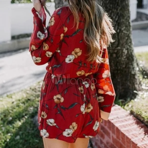 En Creme Rust Hit The Hay Deep V Bell Sleeve Playsuit Romper size Small - Picture 5 of 5